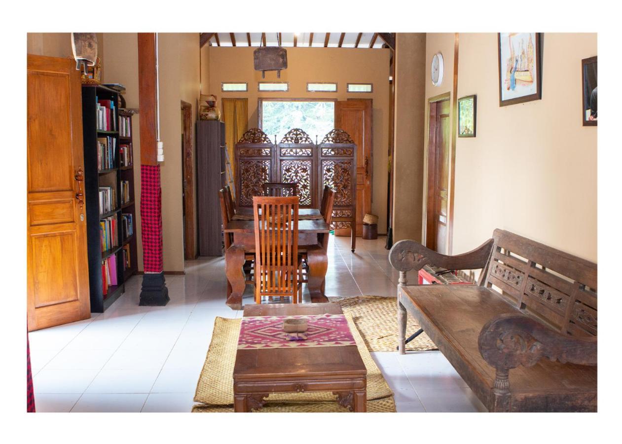 Sanggar Pantcha Indra Guest House Kemuning Екстериор снимка