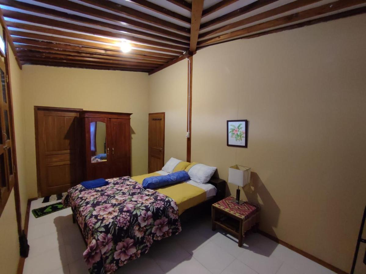 Sanggar Pantcha Indra Guest House Kemuning Екстериор снимка